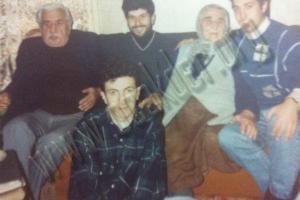 1992 YAŞLILARI ZİYARET AŞIR ERTURAN MURAT GÜRER GÜLLÜ ERTURAN ALİ YAMAN TARIK ERMAN